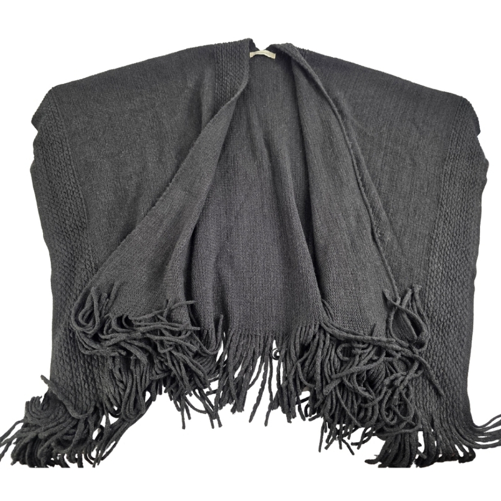 Francesca’s One Size Black Knit Sweater Poncho Classic 3260-